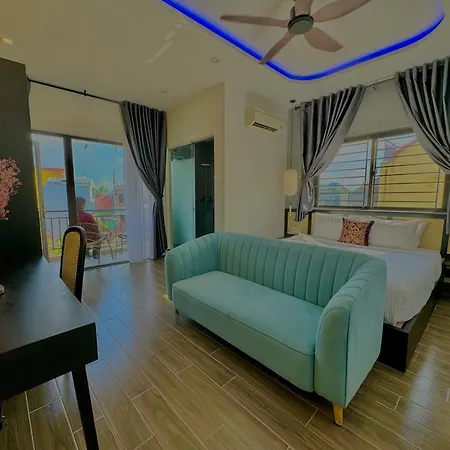 PHỐ CHỢ ĐÊM Villa